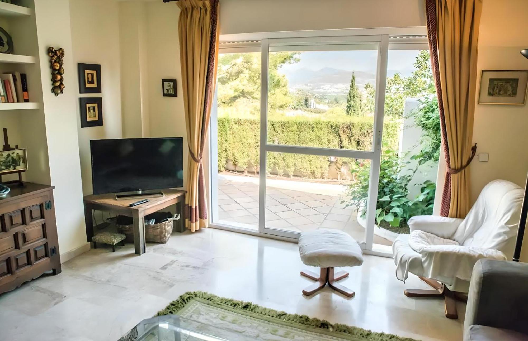 Gorgeous 2Br Apt. W/ Mountain View Puerto Banus Marbella Eksteriør bilde
