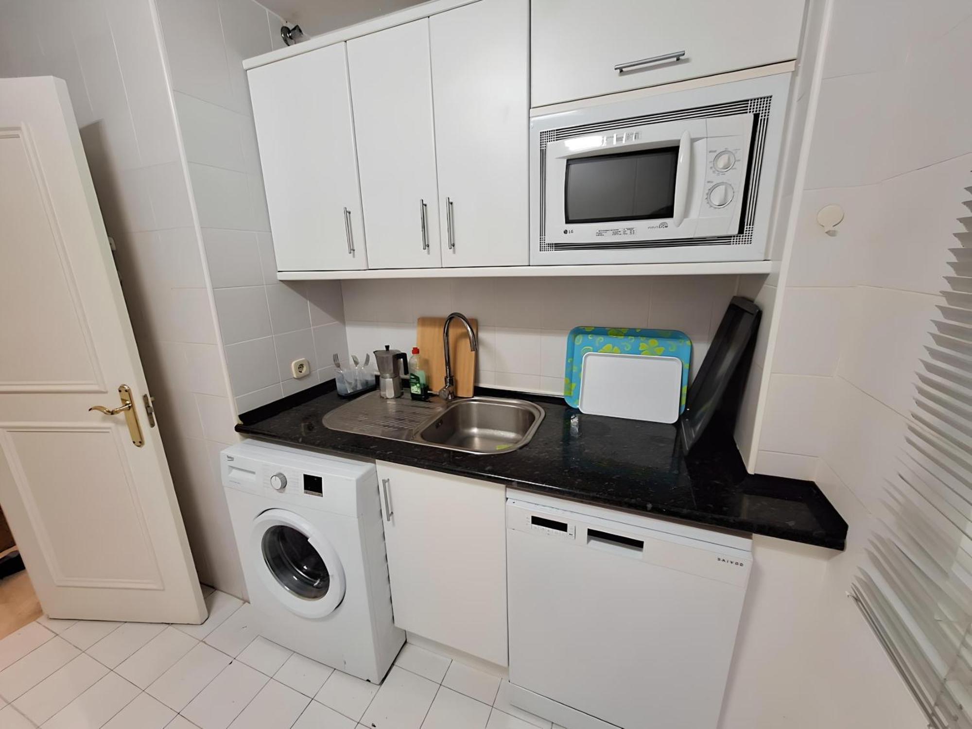 Gorgeous 2Br Apt. W/ Mountain View Puerto Banus Marbella Eksteriør bilde