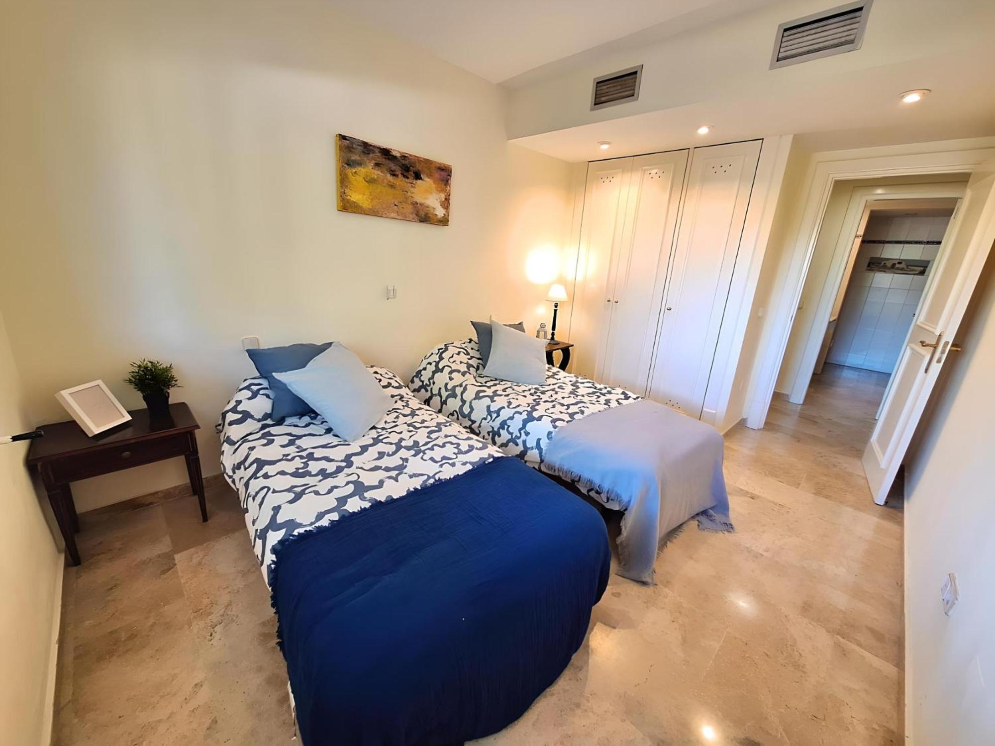 Gorgeous 2Br Apt. W/ Mountain View Puerto Banus Marbella Eksteriør bilde