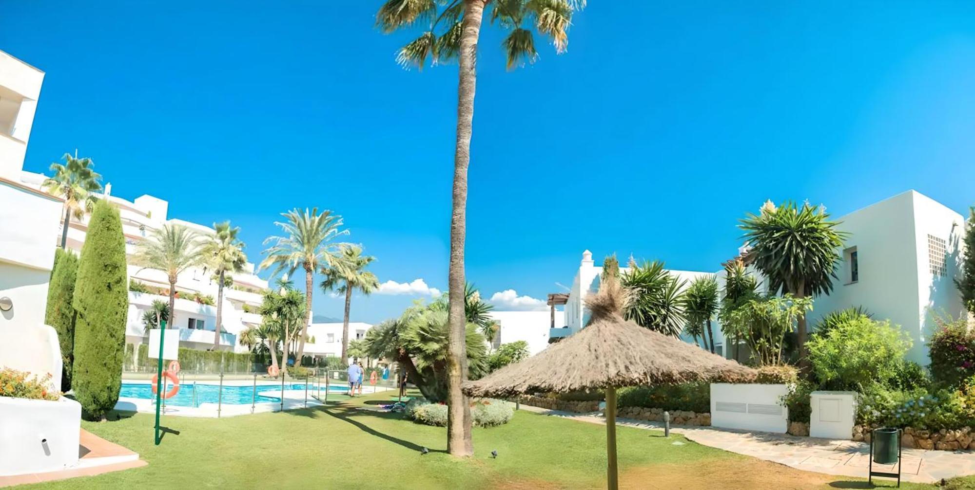 Gorgeous 2Br Apt. W/ Mountain View Puerto Banus Marbella Eksteriør bilde